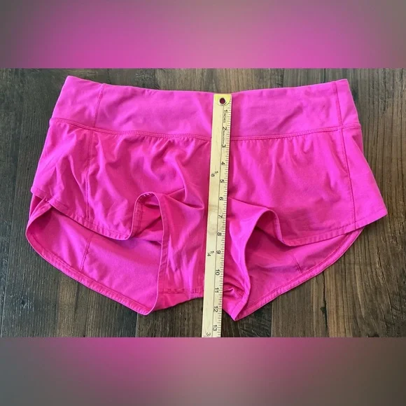 Lululemon Speed Up Shorts 2.5” Inseam Sonic Pink Size 8 - Picture 6 of 7